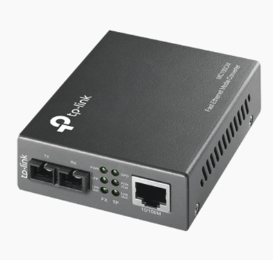 Convertidor de Medios, 1 x RJ45 10/100 Mbps, 1 x SC/UPC, Hasta 2,000 Metros, TP-LINK MC100CM