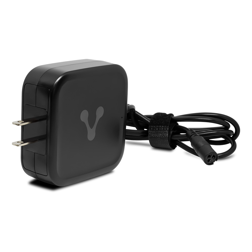 Cargador Universal De Corriente Para Laptop, 4 Puntas Intercambiables, Potencia 65W, Voltaje de Salida 18.5V/19V/ 19.5V / 20V, VORAGO AU-405
