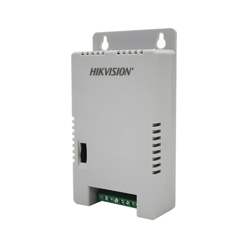 Fuente de Poder Regulada 12 Vcc / 13.5 Vcc / 15 Vcc, para 4 Cámaras, 1 Amp por Salida, Voltaje de Entrada 90-130 VCA, Soporta 4K, Modo para Largas Distancias, HIKVISION DS-2FA1225-C4/K