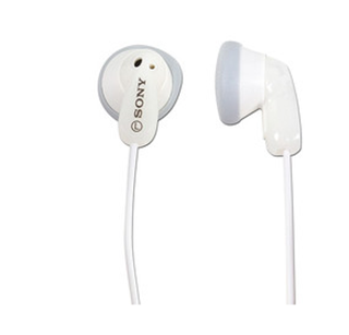 Audífonos Estéreo Sony E9-L9, respuesta de frecuencia 18-22000 Hz. Color Blanco